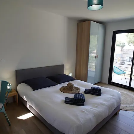 Holiday home Les Pesquiers