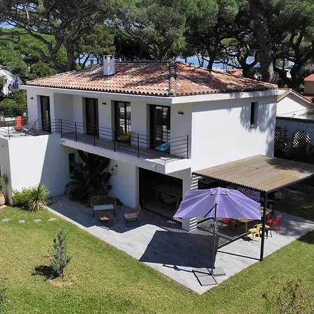 Les Pesquiers Holiday home
